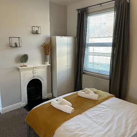 23 Horner Street * York